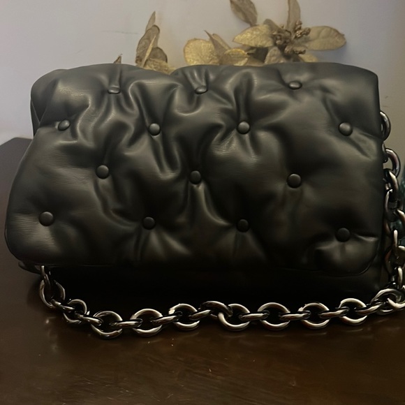 Zara Handbags - Zara brand new bag. Faux leather. Formal and super classy. Never used.